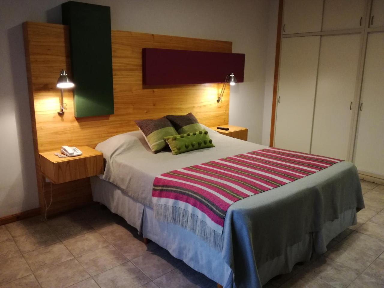 Hosteria Aca Al Sur Villa La Angostura Eksteriør billede